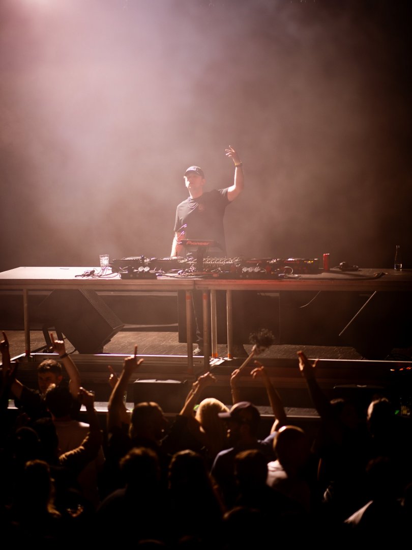 REBŪKE | ROXY Prague