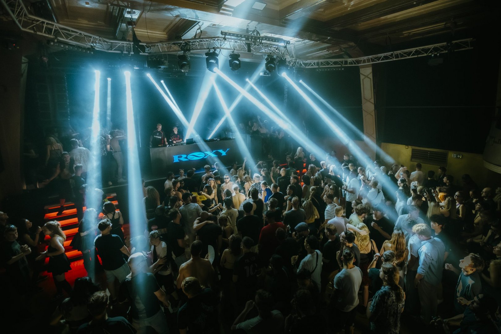 999999999 | ROXY Prague