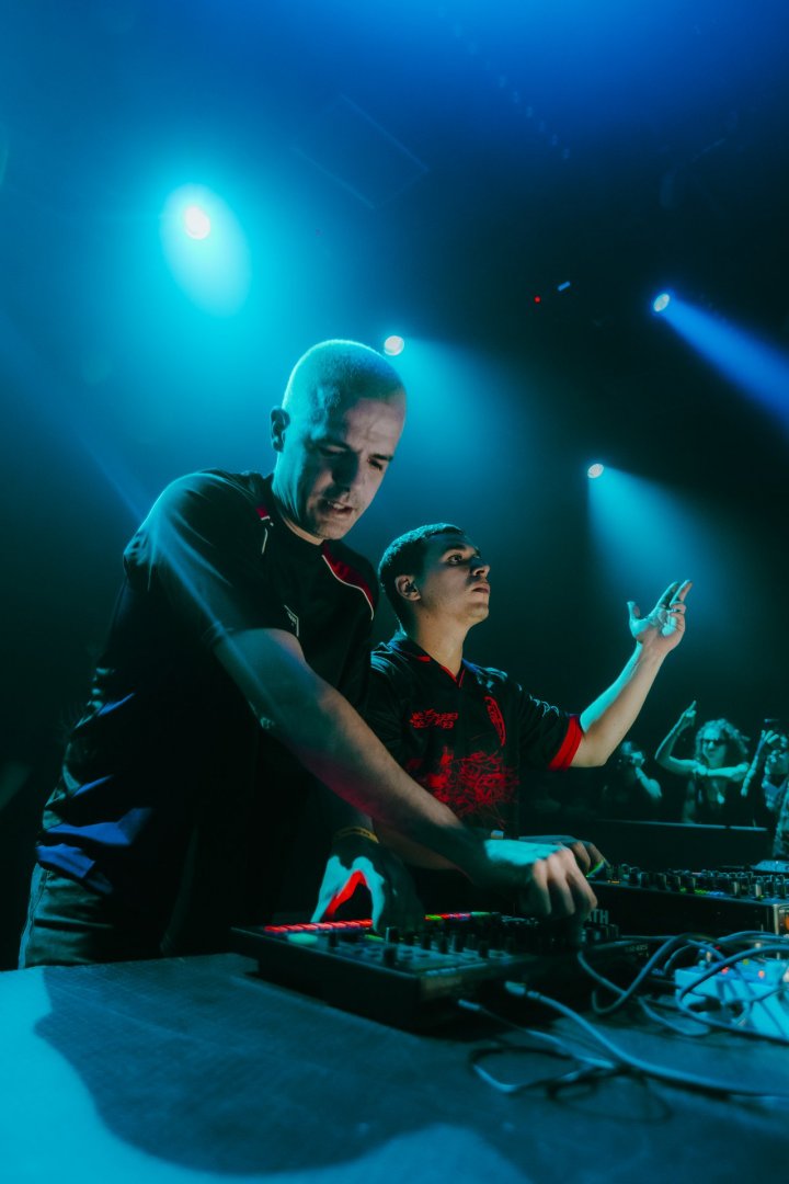 999999999 | ROXY Prague