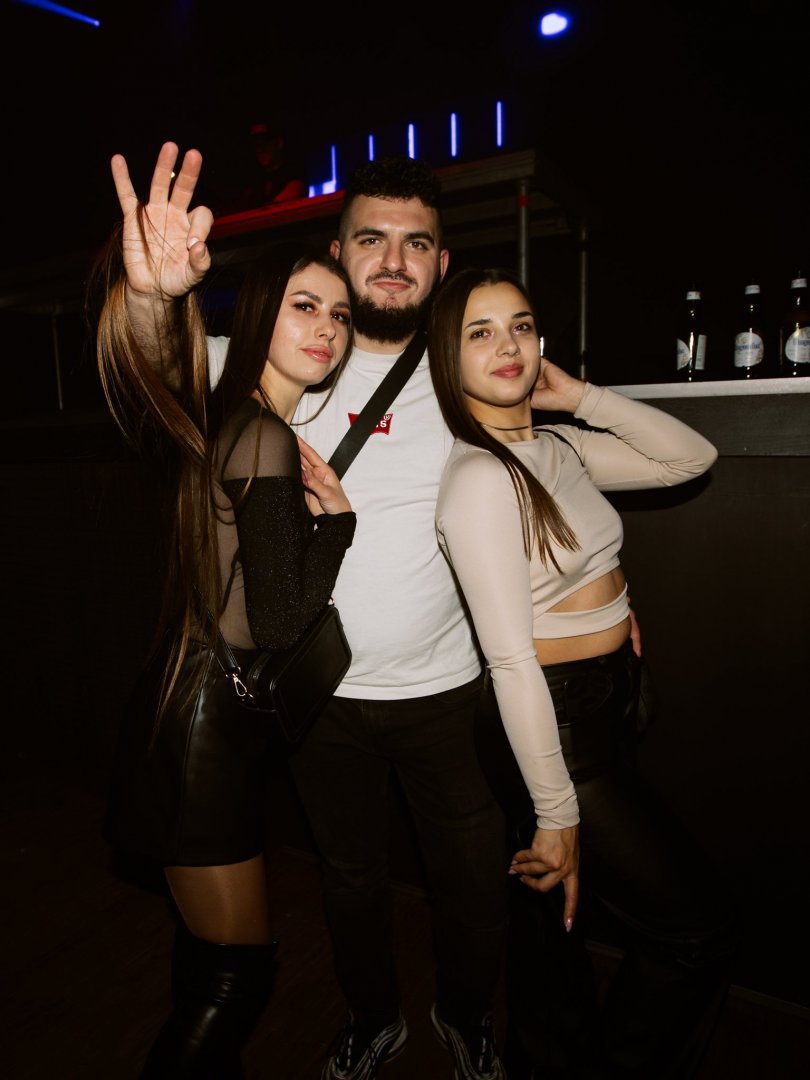 REBŪKE | ROXY Prague