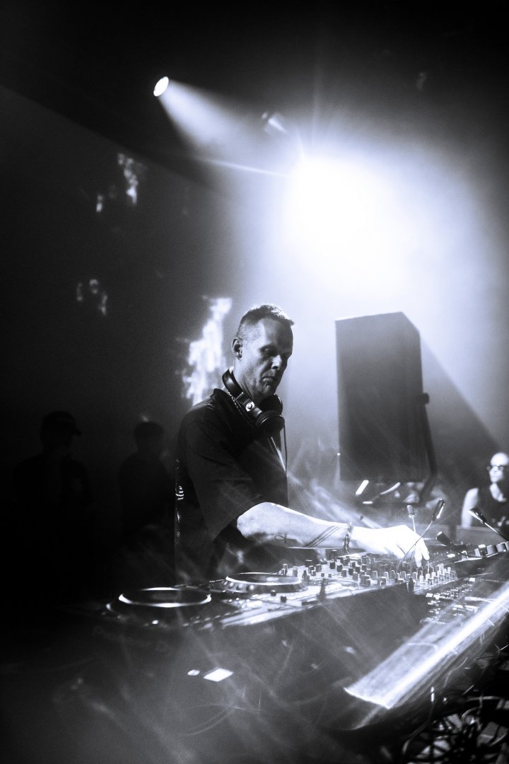 ADAM BEYER | ROXY Prague