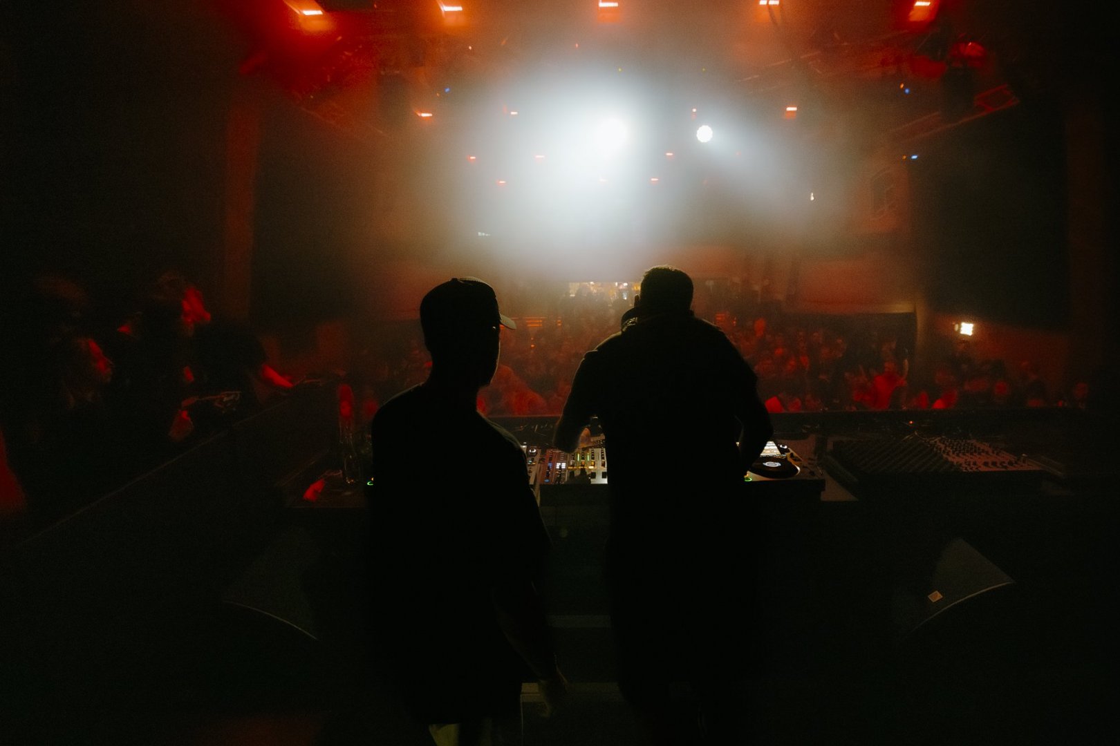 999999999 | ROXY Prague