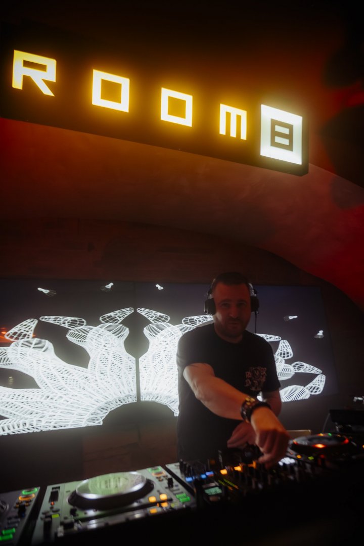 RESTRICTED | ROXY Prague