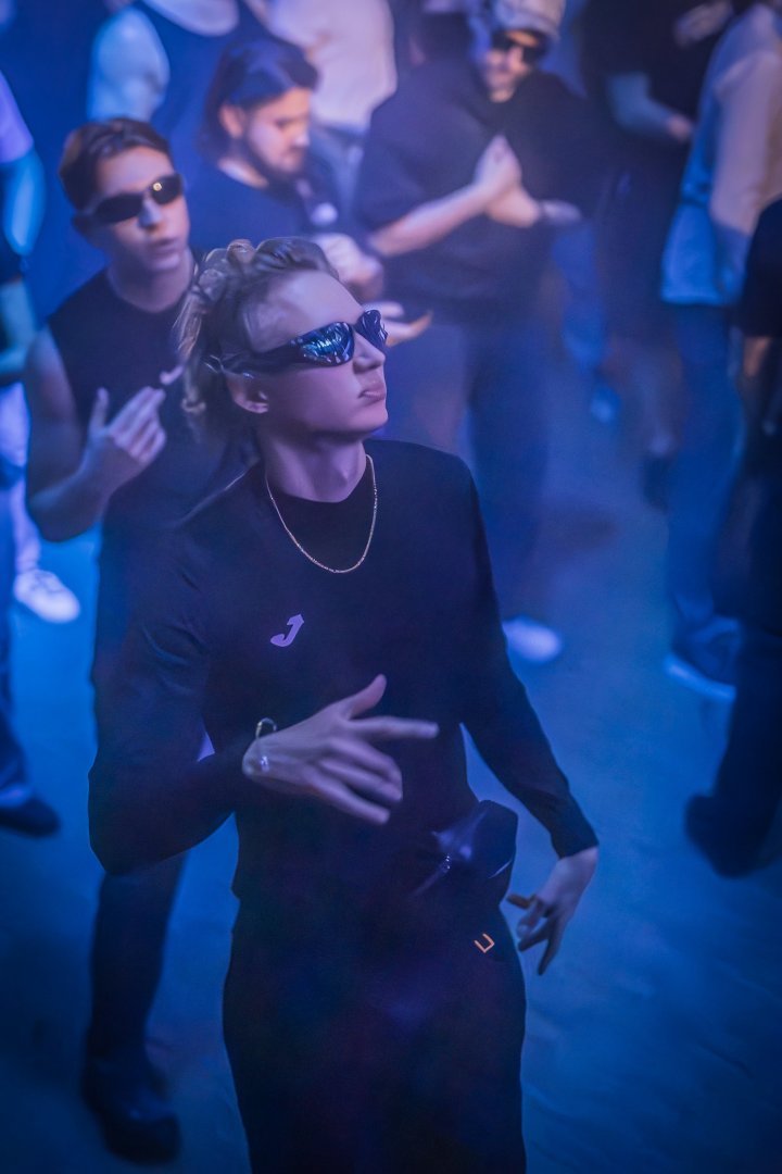 CLARA CUVÉ | ROXY Prague