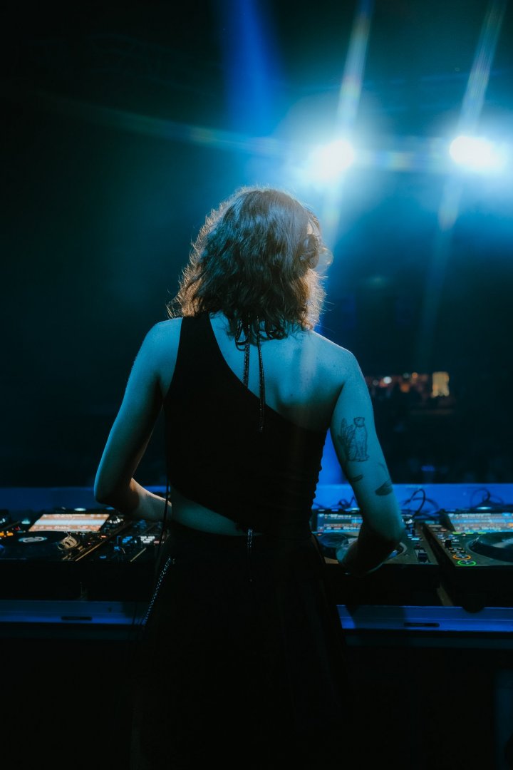 999999999 | ROXY Prague
