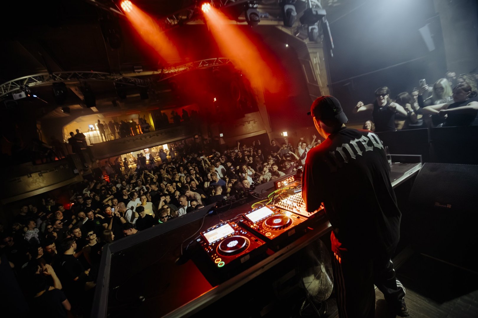 JOHANNES SCHUSTER | ROXY Prague