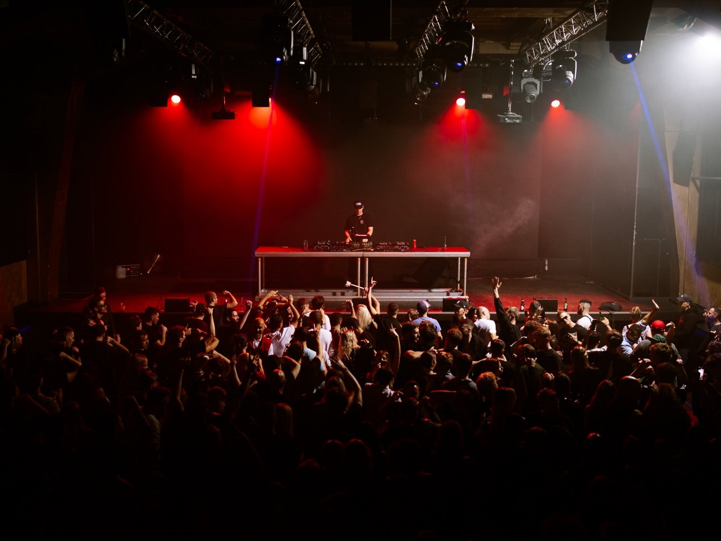 REBŪKE | ROXY Prague