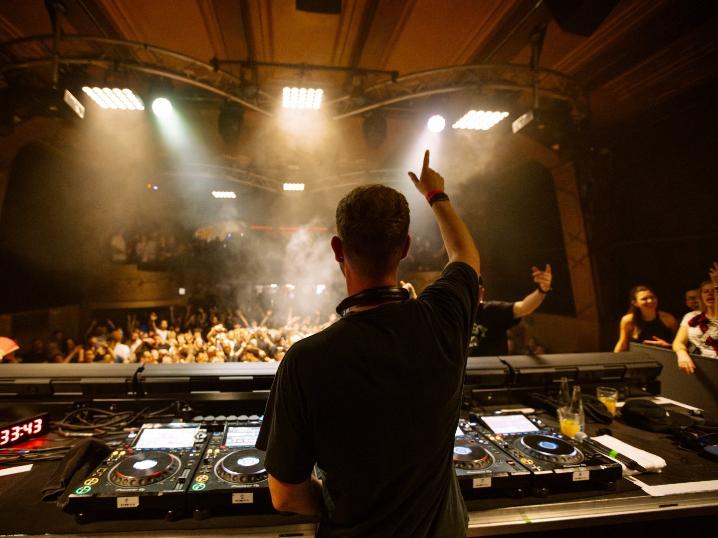 WILKINSON WEEKENDER: DAY 2 | ROXY Prague