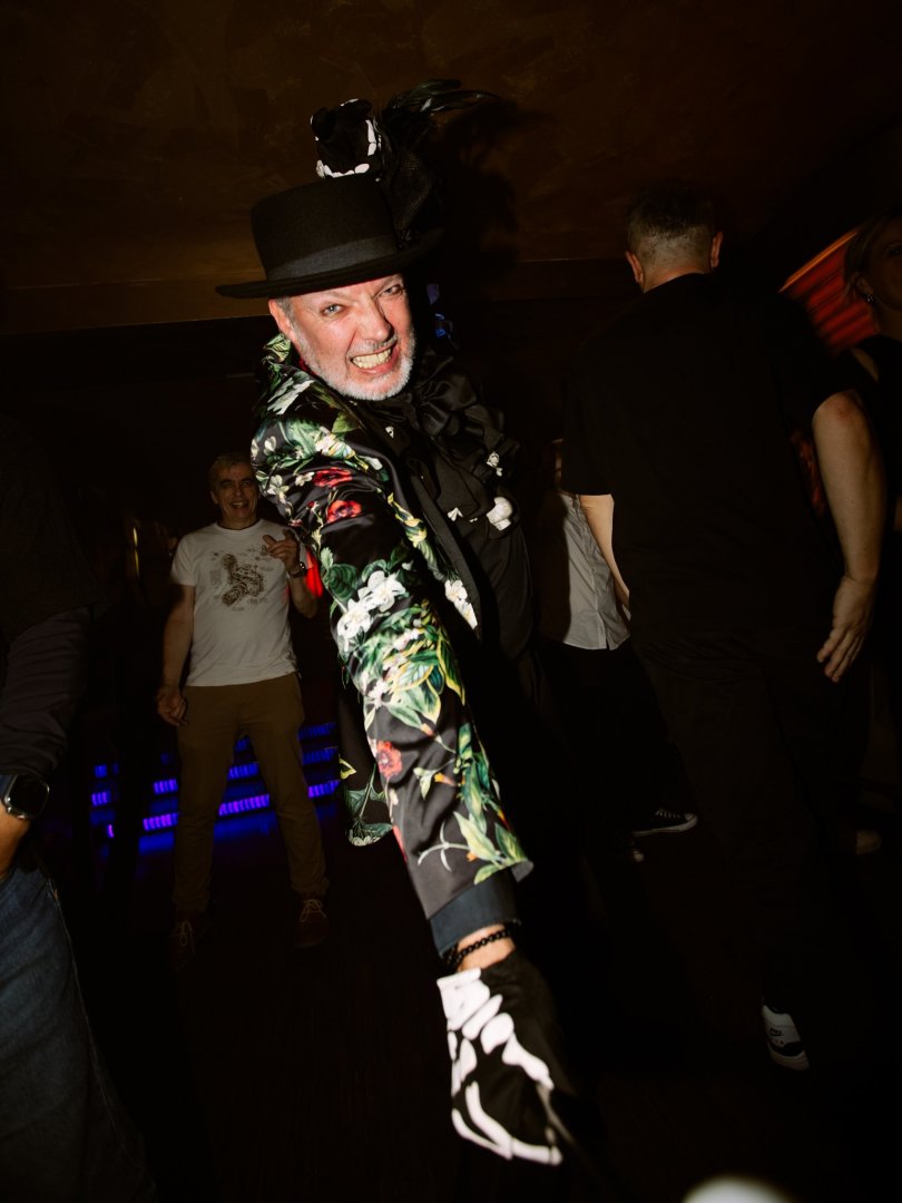 REBŪKE | ROXY Prague