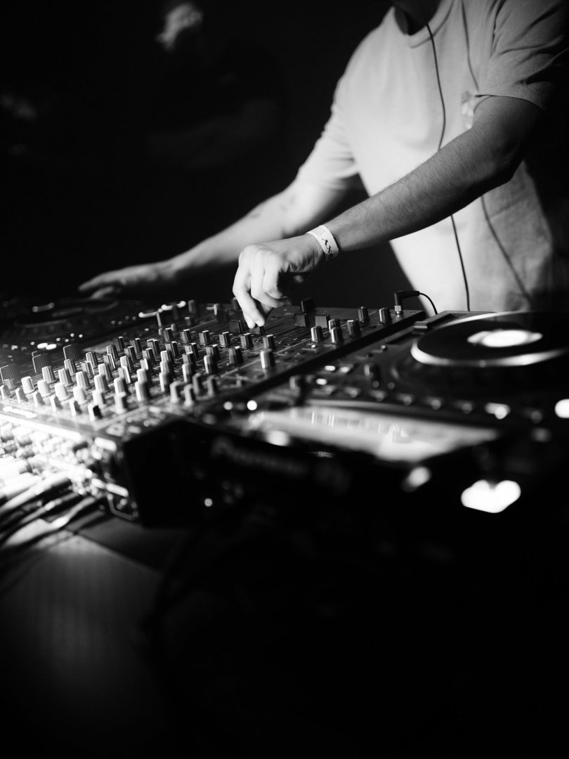 JOY ORBISON | ROXY Prague