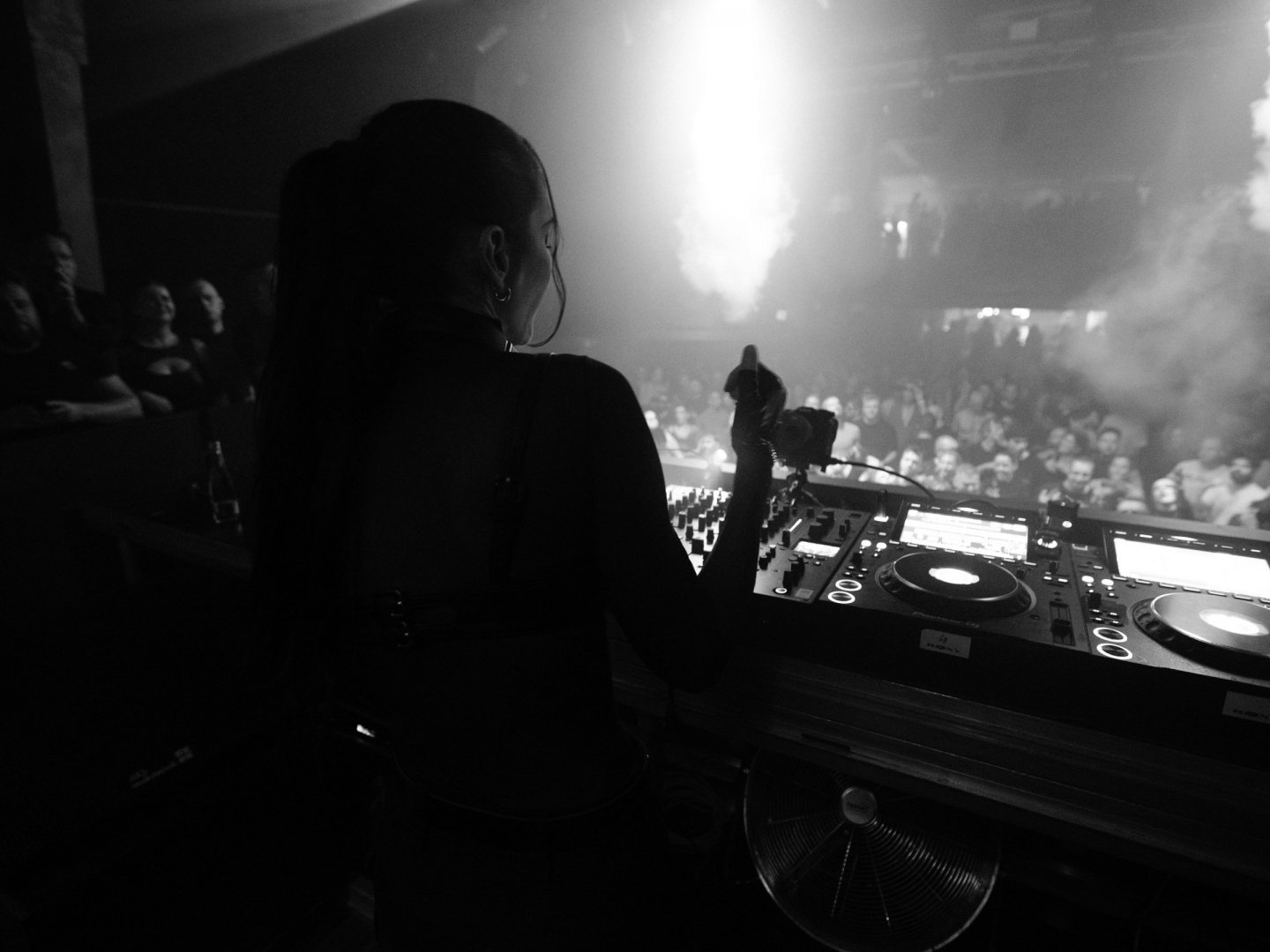 LILLY PALMER | ROXY Prague
