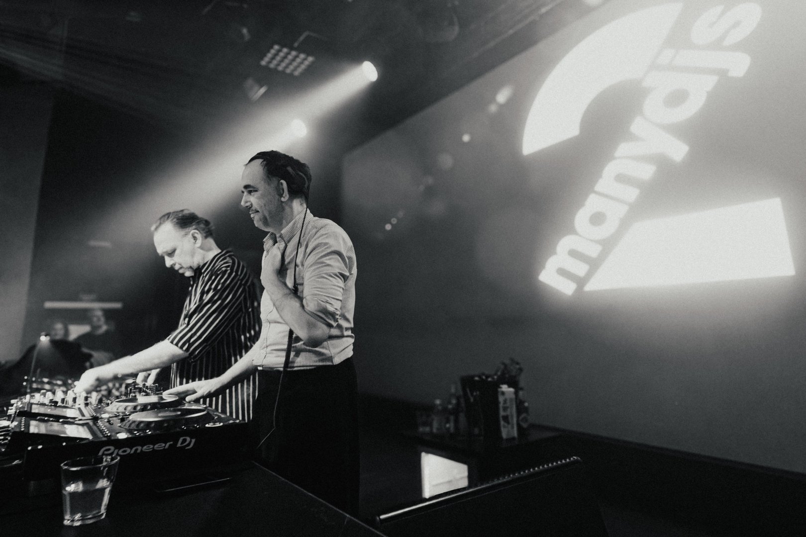 2MANYDJS | ROXY Prague