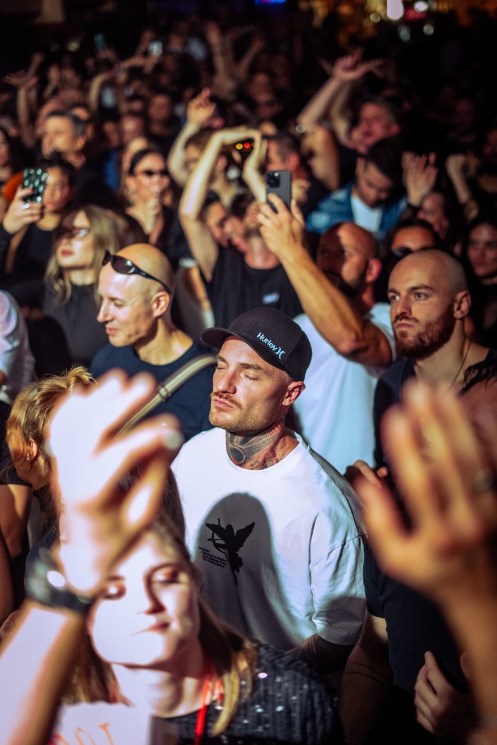 ADAM BEYER | ROXY Prague