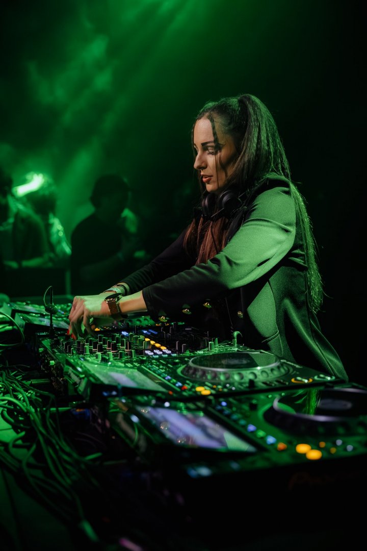 WILKINSON WEEKENDER: DAY 1 | ROXY Prague