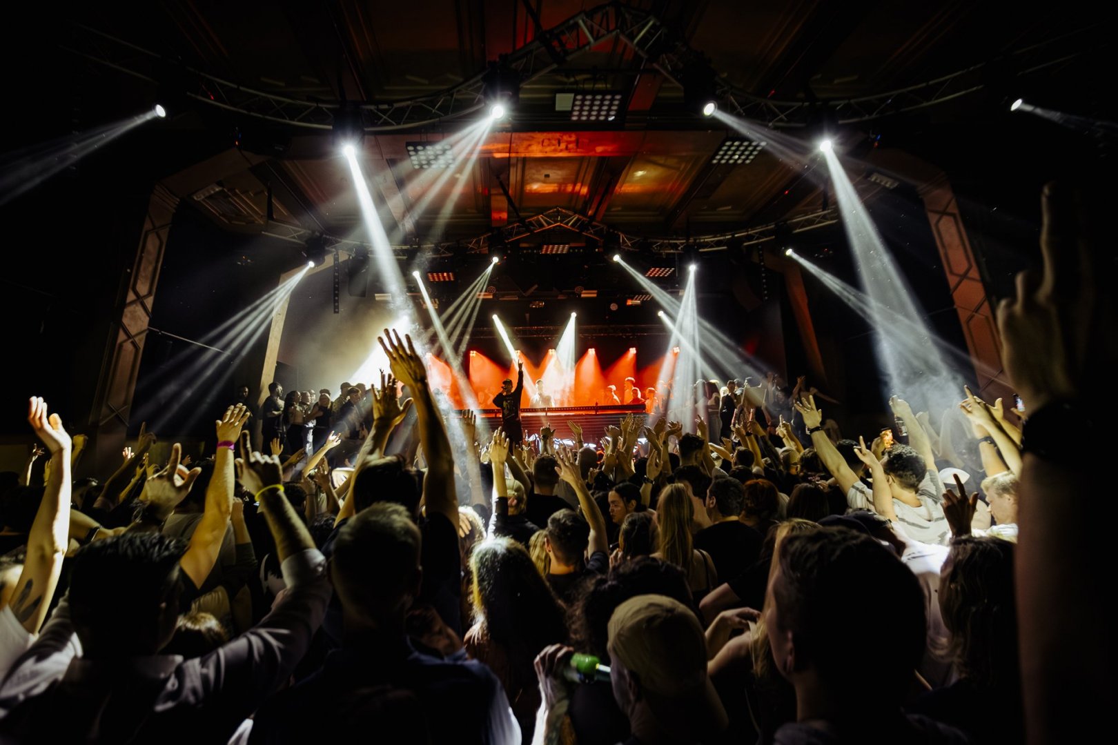 WILKINSON WEEKENDER: DAY 1 | ROXY Prague