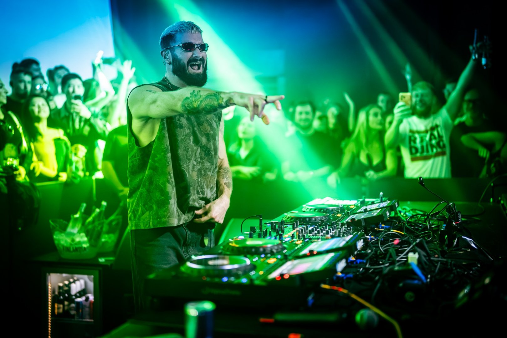 JAMES HYPE | ROXY Prague