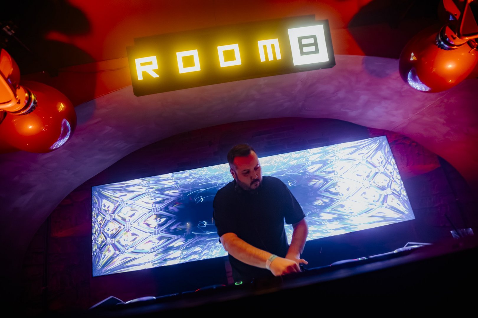 WILKINSON WEEKENDER: DAY 1 | ROXY Prague