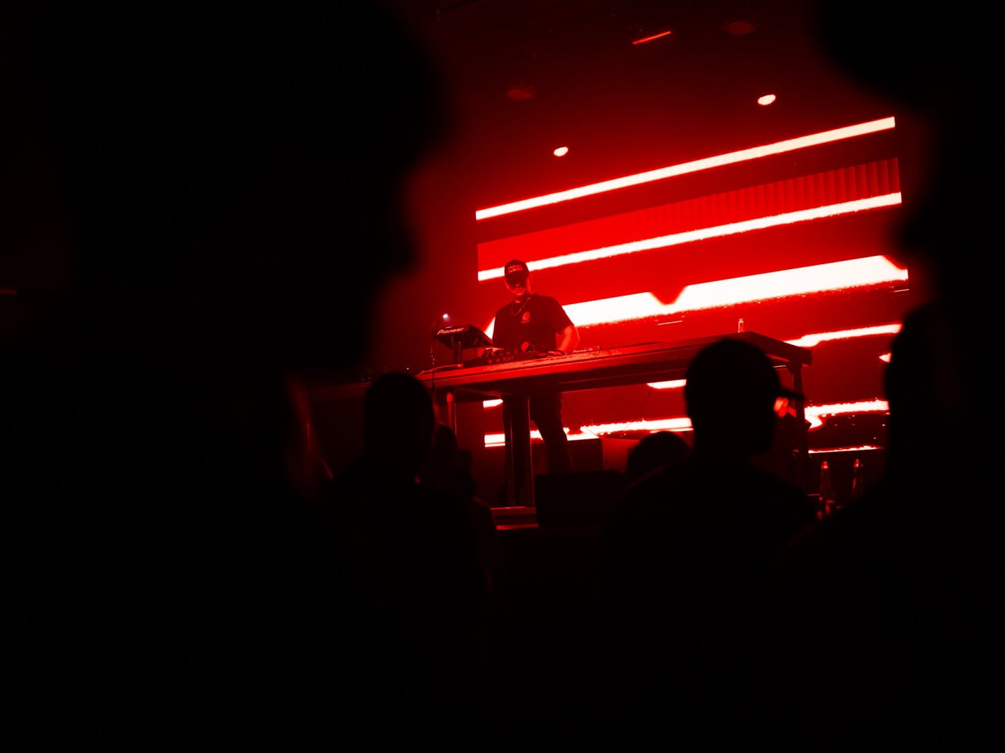 REBŪKE | ROXY Prague