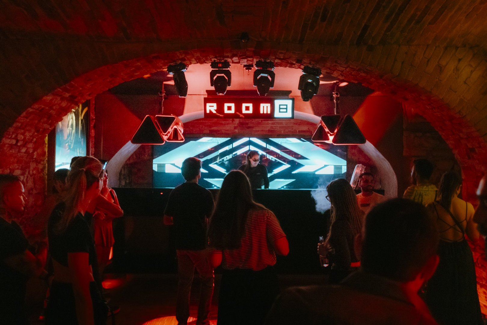 999999999 | ROXY Prague