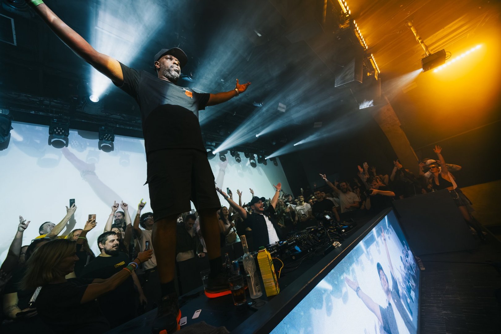 ANDY C & MC TONN PIPER | ROXY Prague