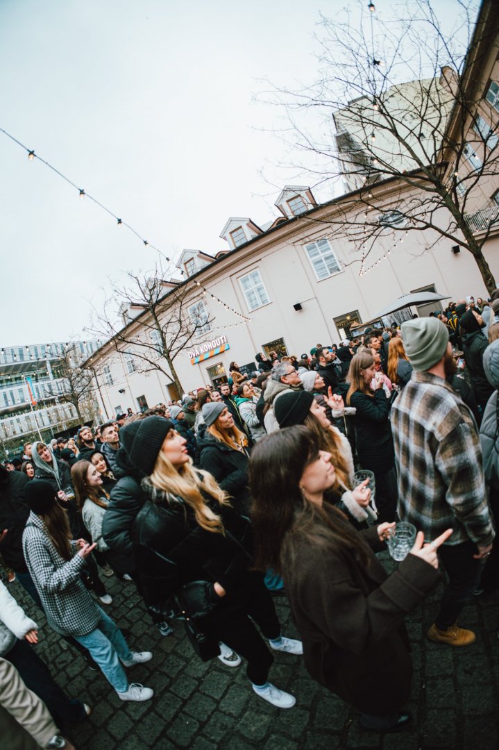 NETSKY POP UP @ DVA KOHOUTI | ROXY Prague