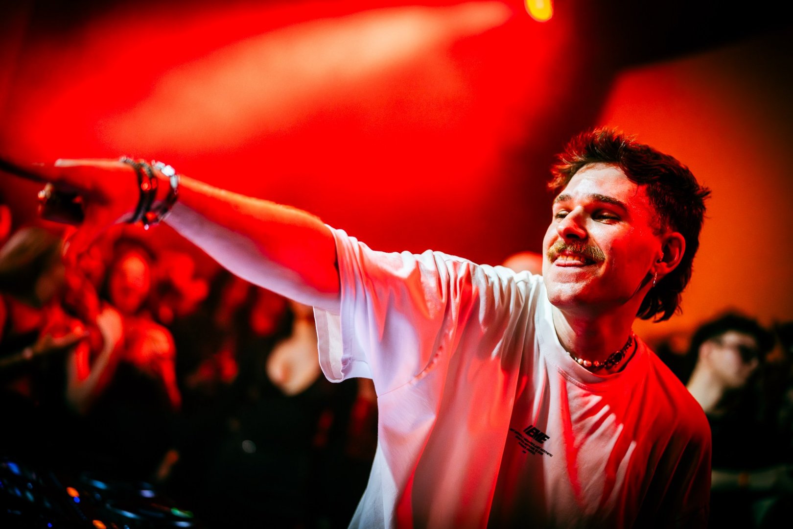 ELY OAKS | ROXY Prague