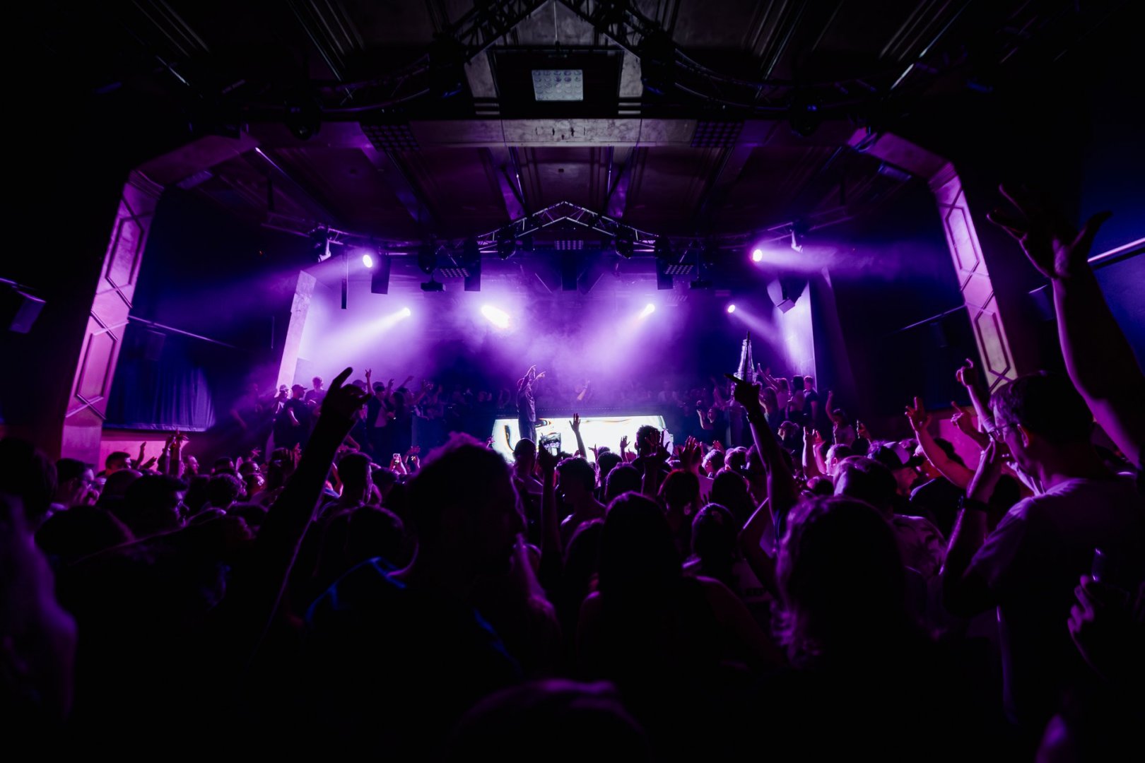 WILKINSON WEEKENDER: DAY 1 | ROXY Prague