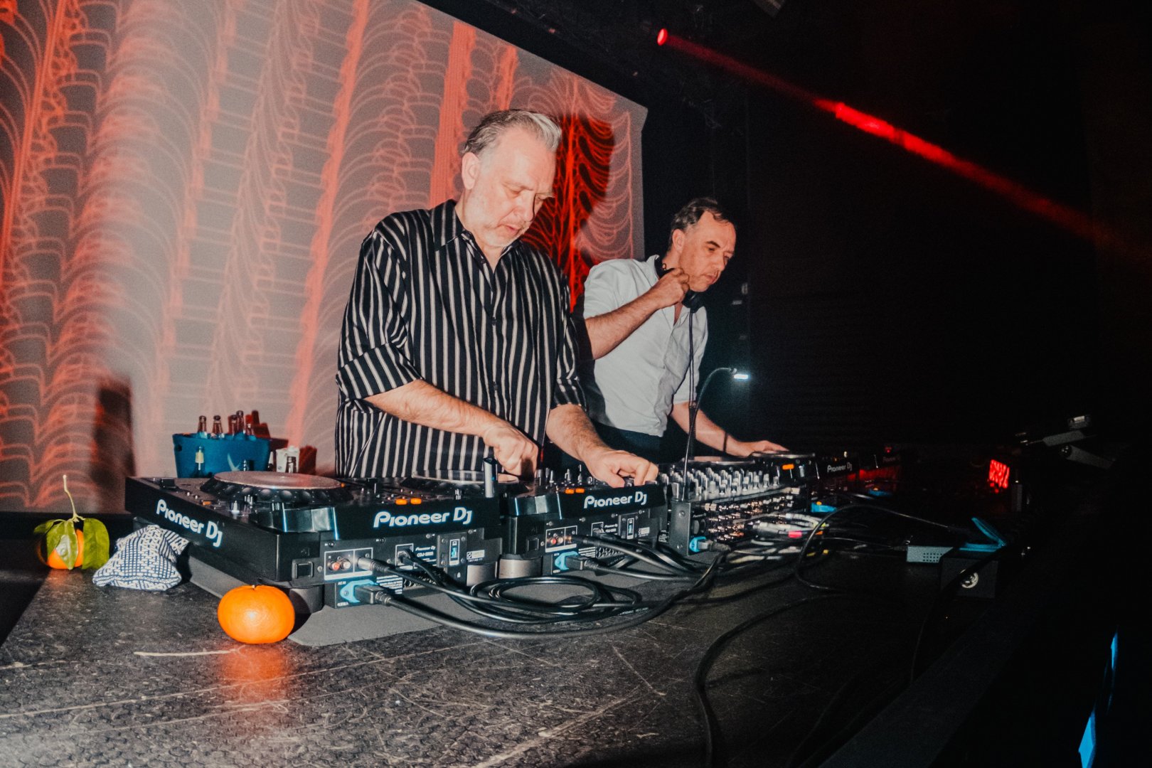 2MANYDJS | ROXY Prague