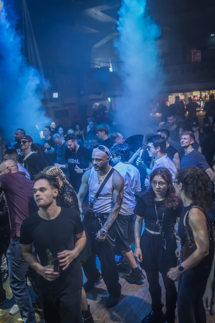 CLARA CUVÉ | ROXY Prague