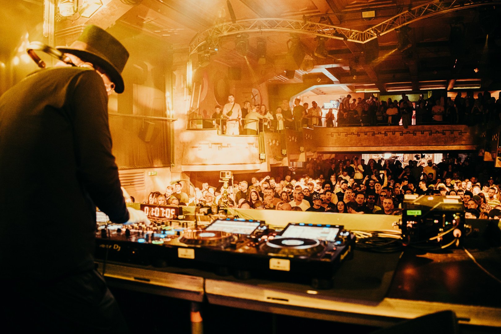 CLAPTONE | ROXY Prague