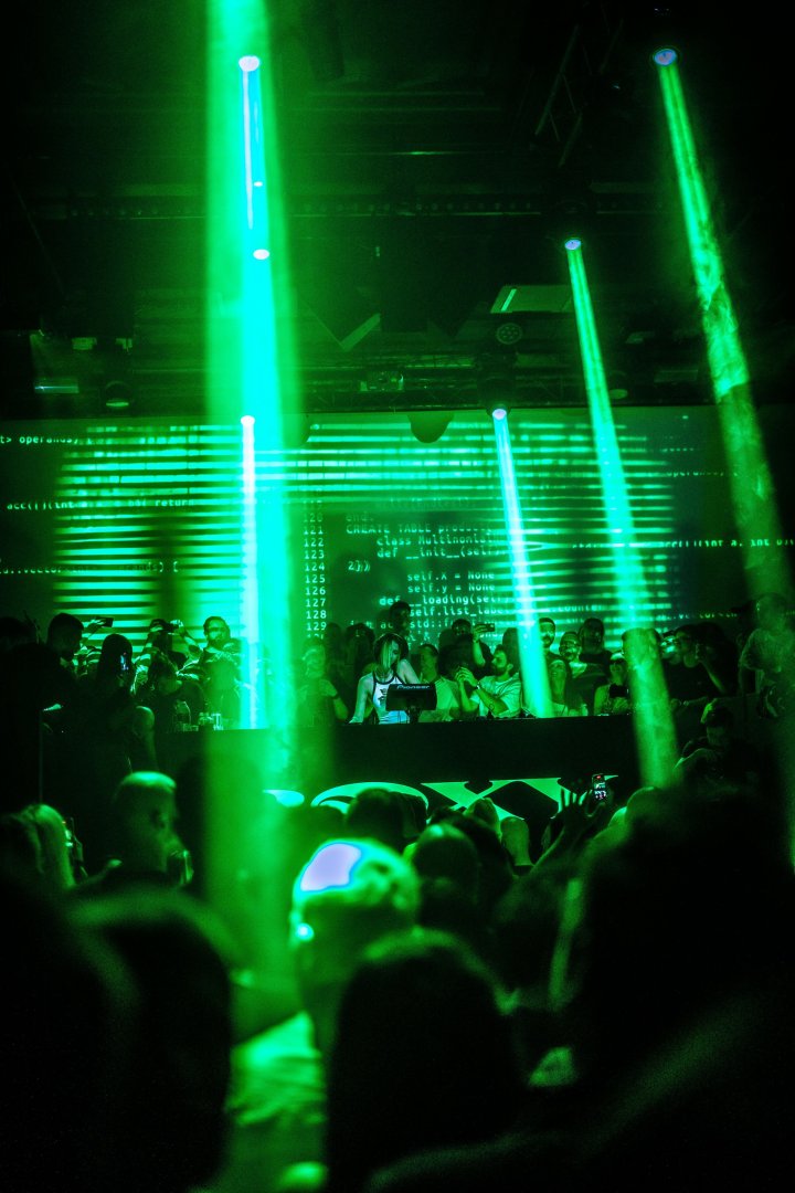 MISS MONIQUE | ROXY Prague