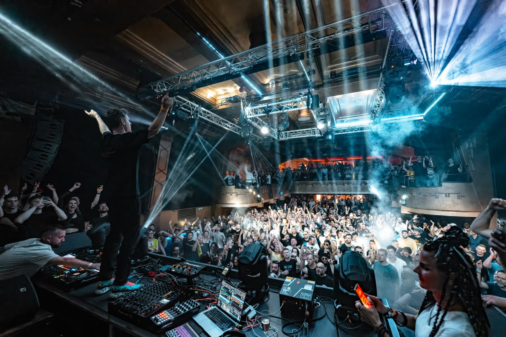 JORIS VOORN | ROXY Prague