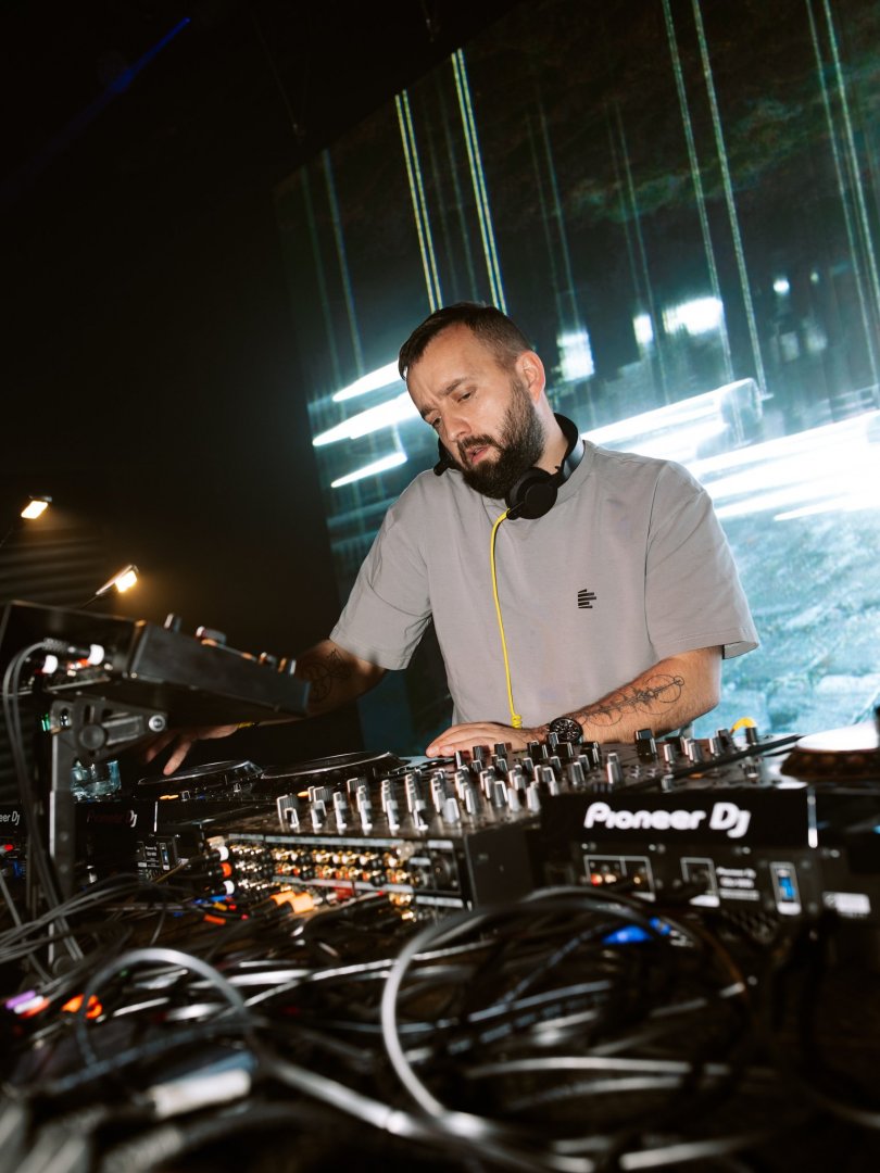 REBŪKE | ROXY Prague