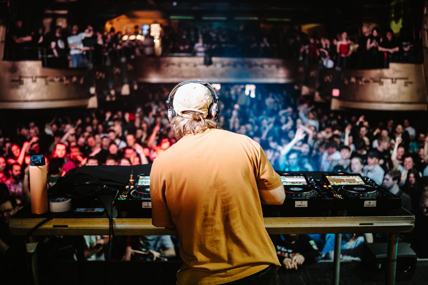 FOX STEVENSON | ROXY Prague