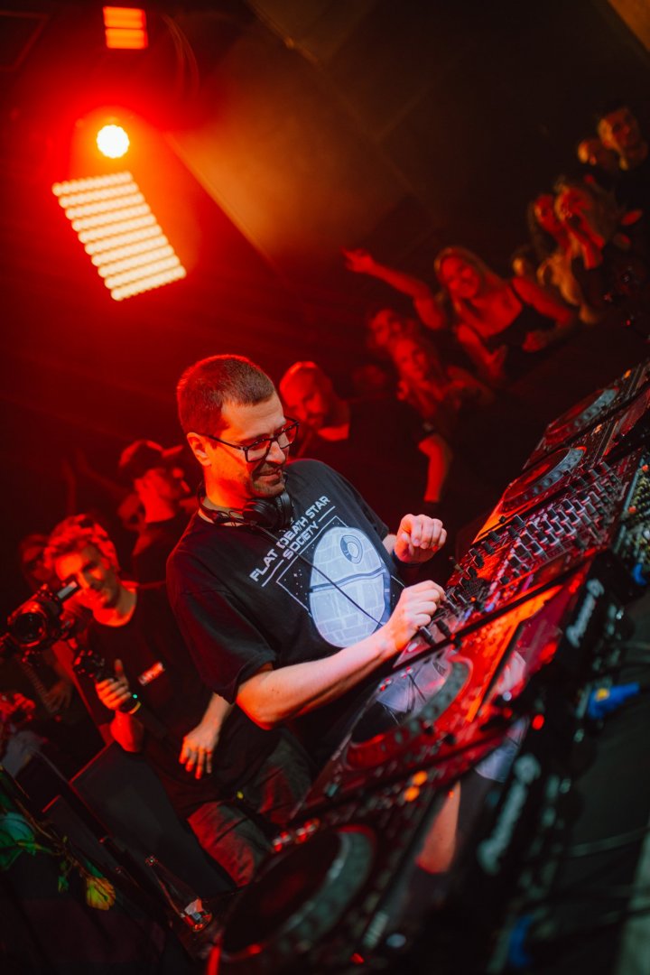 NETSKY WEEKENDER: DAY 1 | ROXY Prague