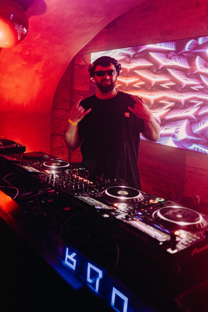 MALL GRAB | ROXY Prague