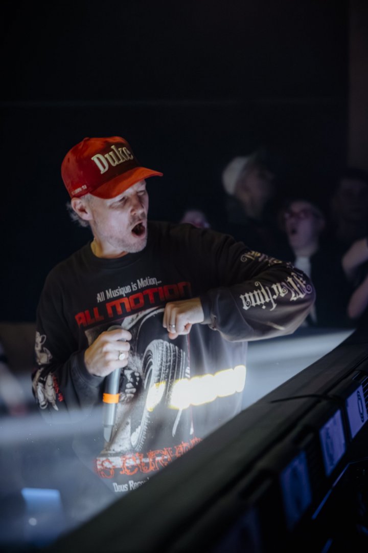 WILKINSON WEEKENDER: DAY 1 | ROXY Prague