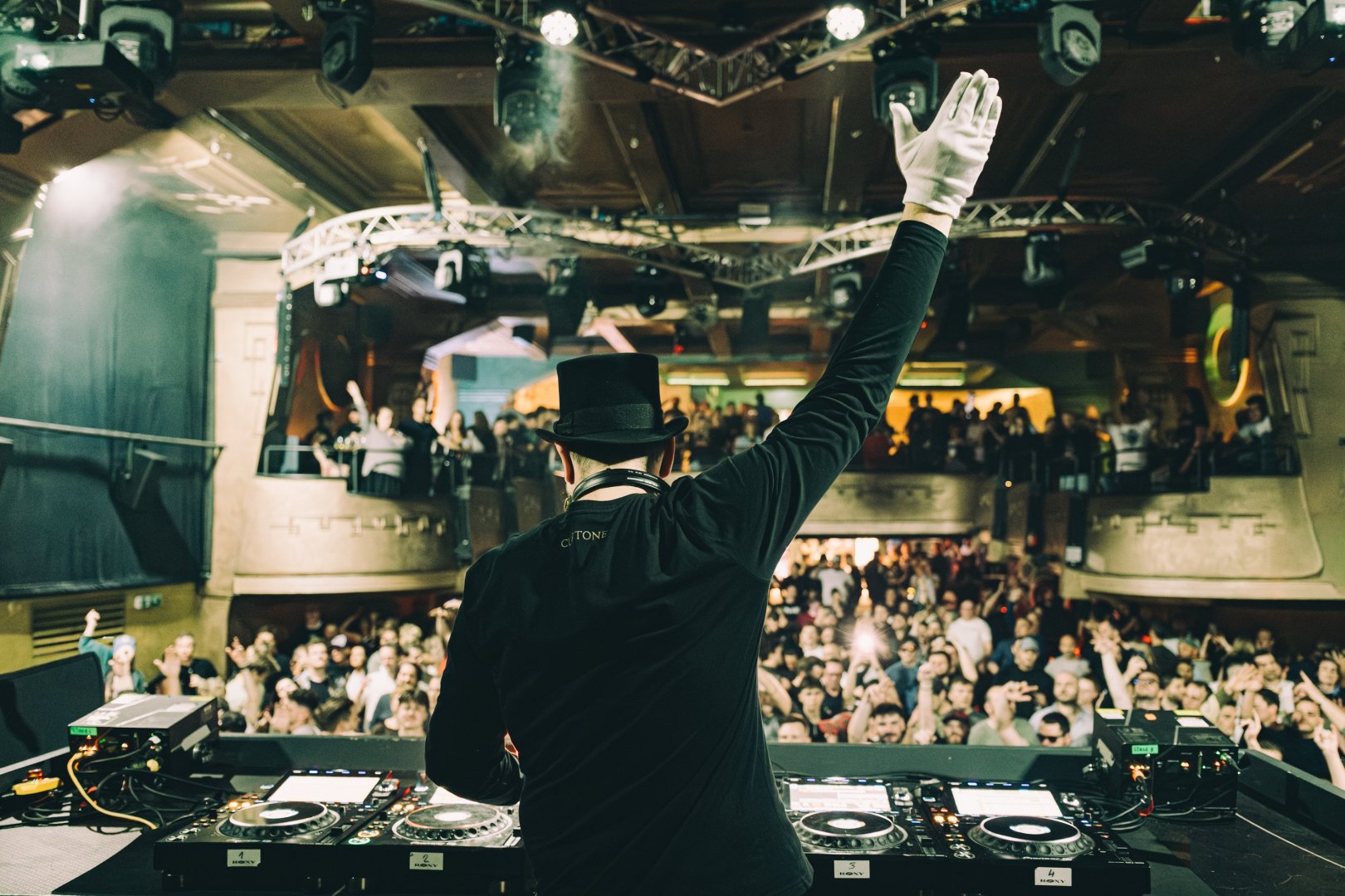 CLAPTONE | ROXY Prague