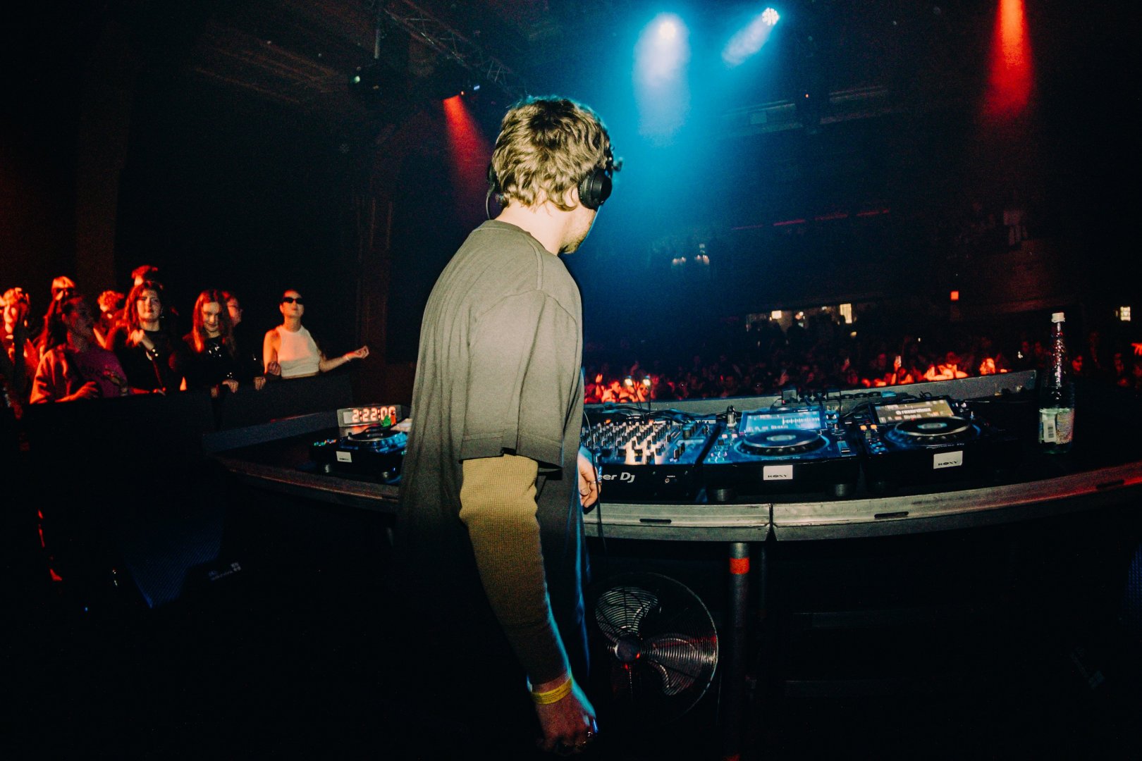 MALL GRAB | ROXY Prague