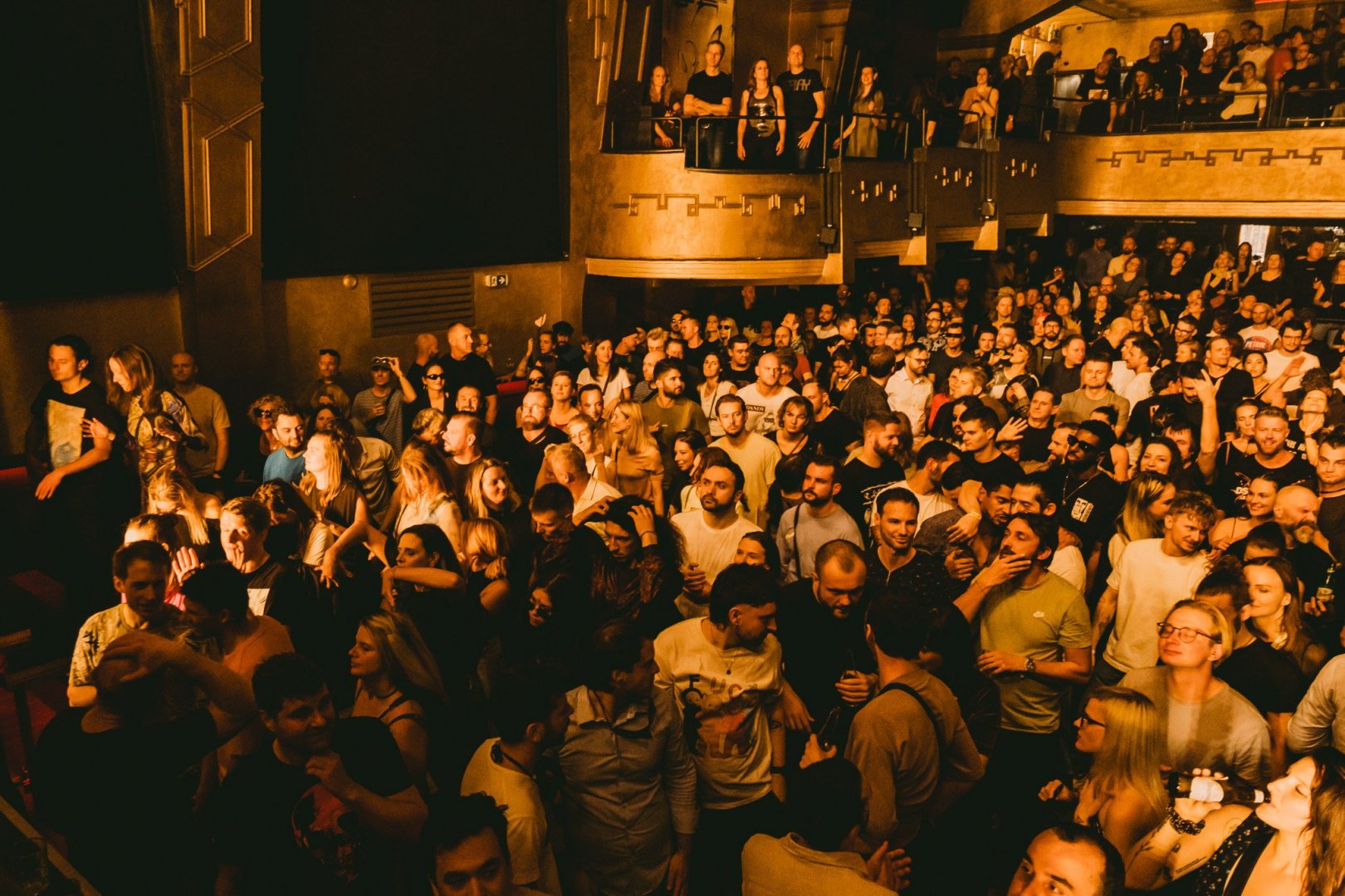 RÖYKSOPP | ROXY Prague