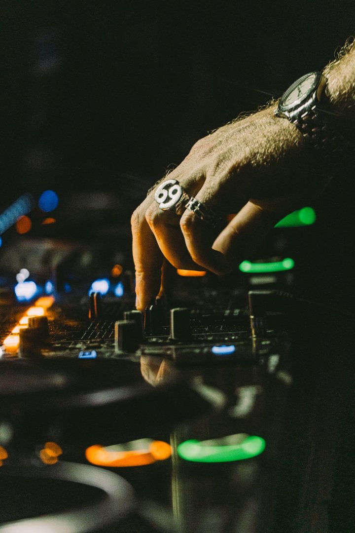 PARTIBOI69 | ROXY Prague