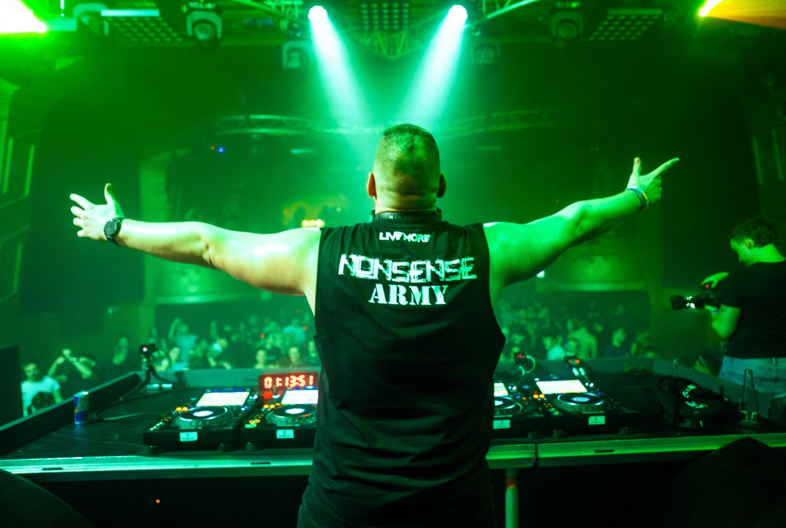 NONSENSE ARMY NIGHT | ROXY Prague