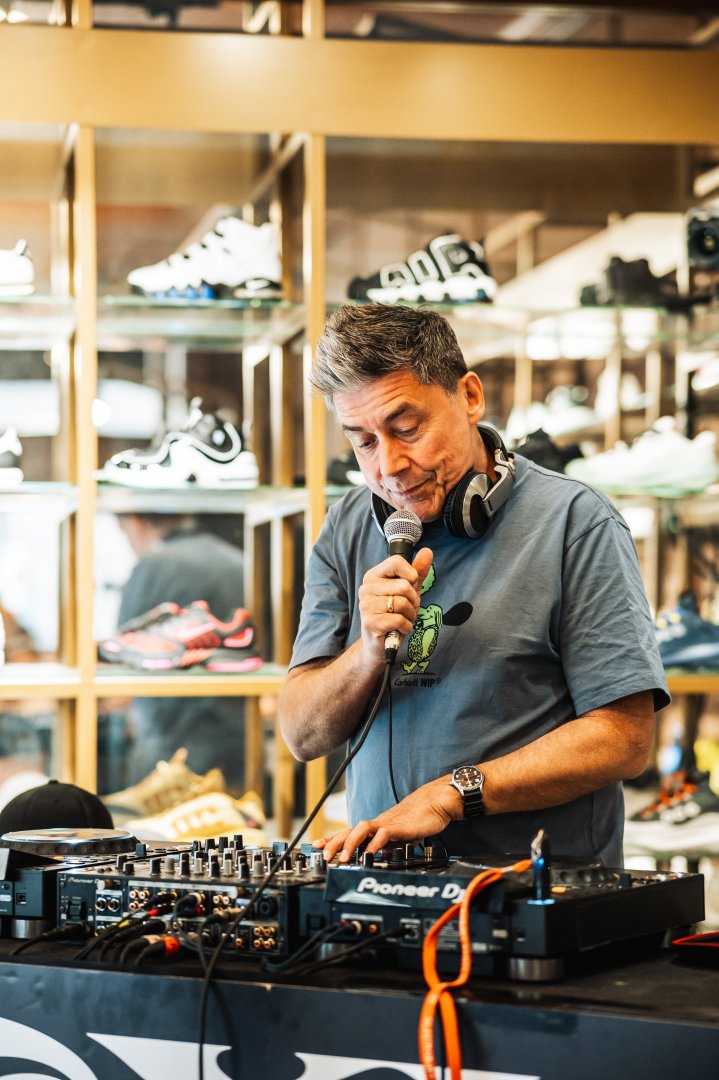 LONDON ELEKTRICITY POP-UP X FOOTSHOP | ROXY Prague