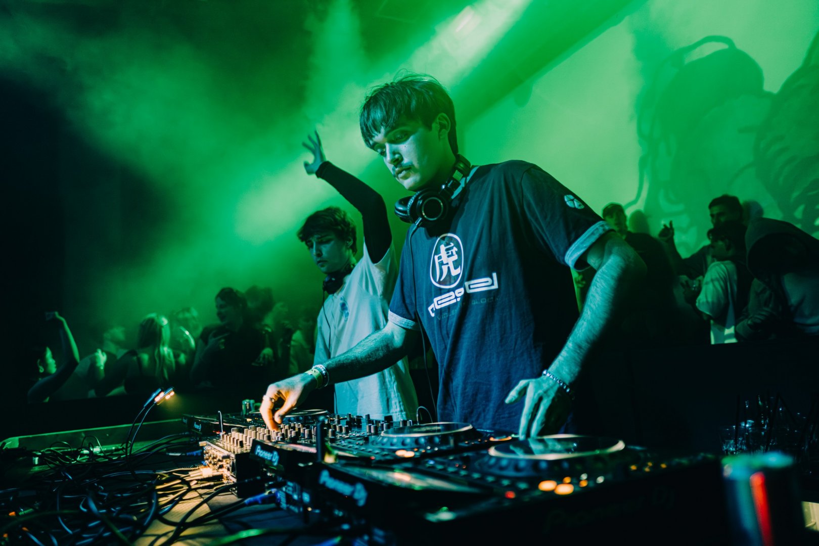 MALL GRAB | ROXY Prague