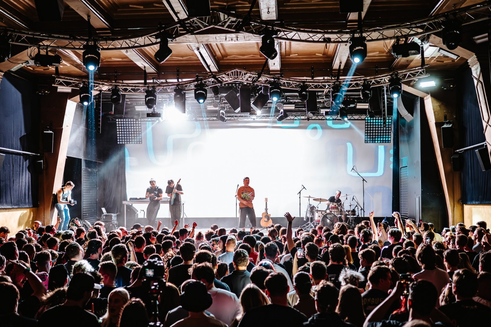 FOX STEVENSON | ROXY Prague