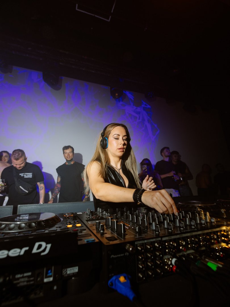 LILLY PALMER | ROXY Prague