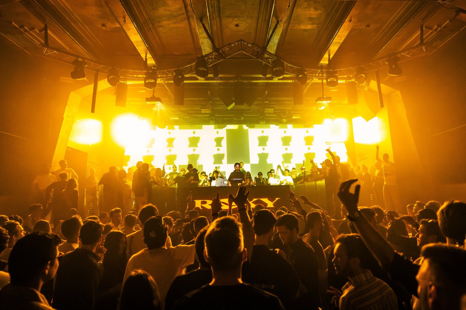 MAX STYLER | ROXY Prague