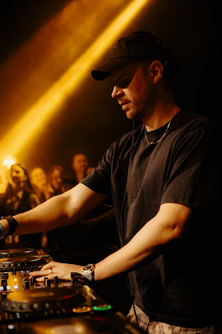 WILKINSON WEEKENDER: DAY 1 | ROXY Prague