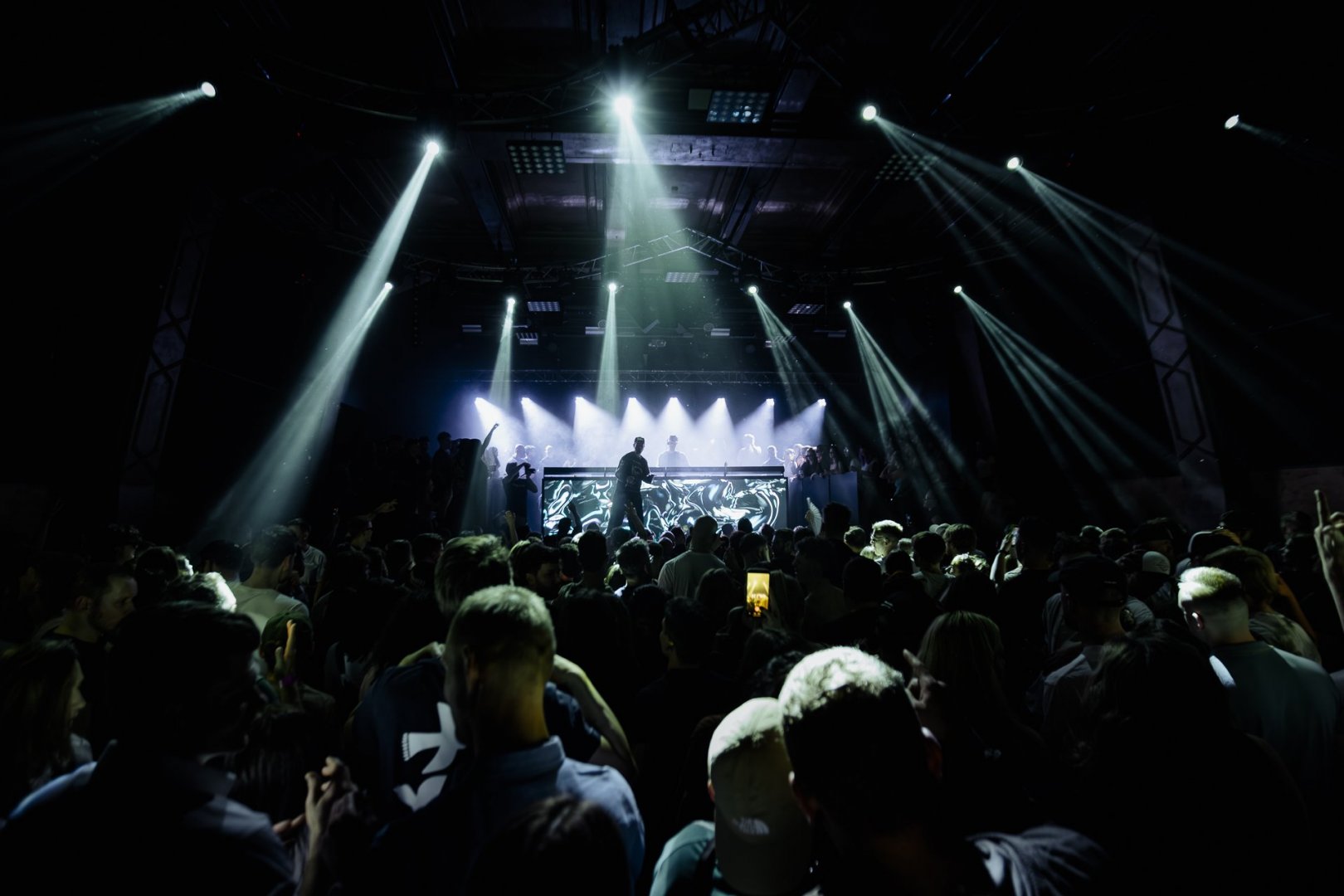 WILKINSON WEEKENDER: DAY 1 | ROXY Prague