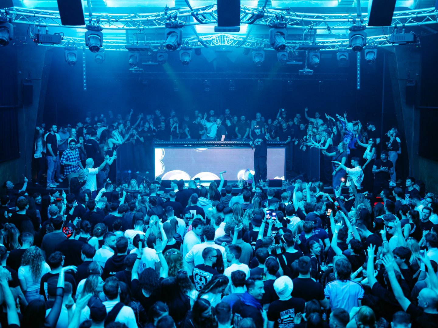 WILKINSON WEEKENDER: DAY 2 | ROXY Prague